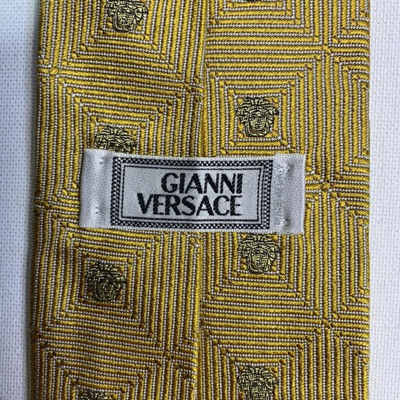 Gianni Versace Vintage Silk Tie – Gold Geometric Medusa Pattern - Picture 3 of 6
